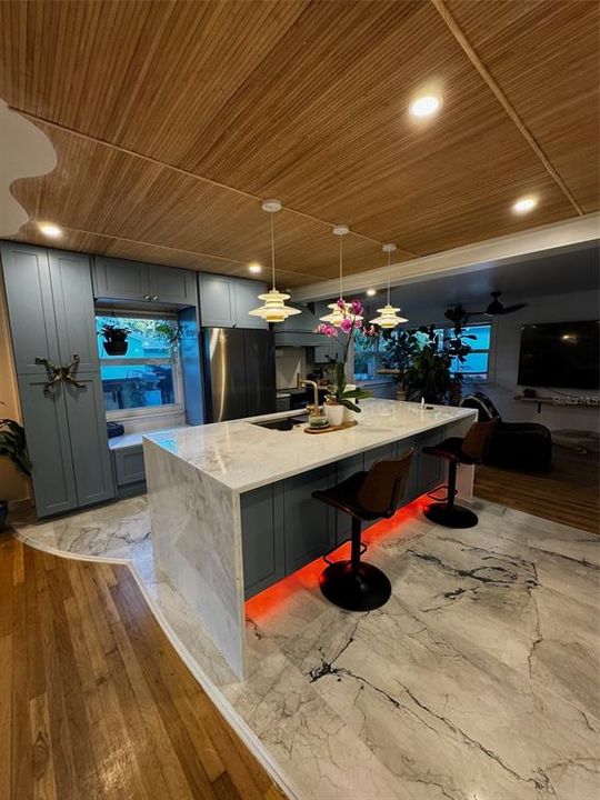 En Renta: $4,800 (4 camas, 2 baños, 1292 Pies cuadrados)