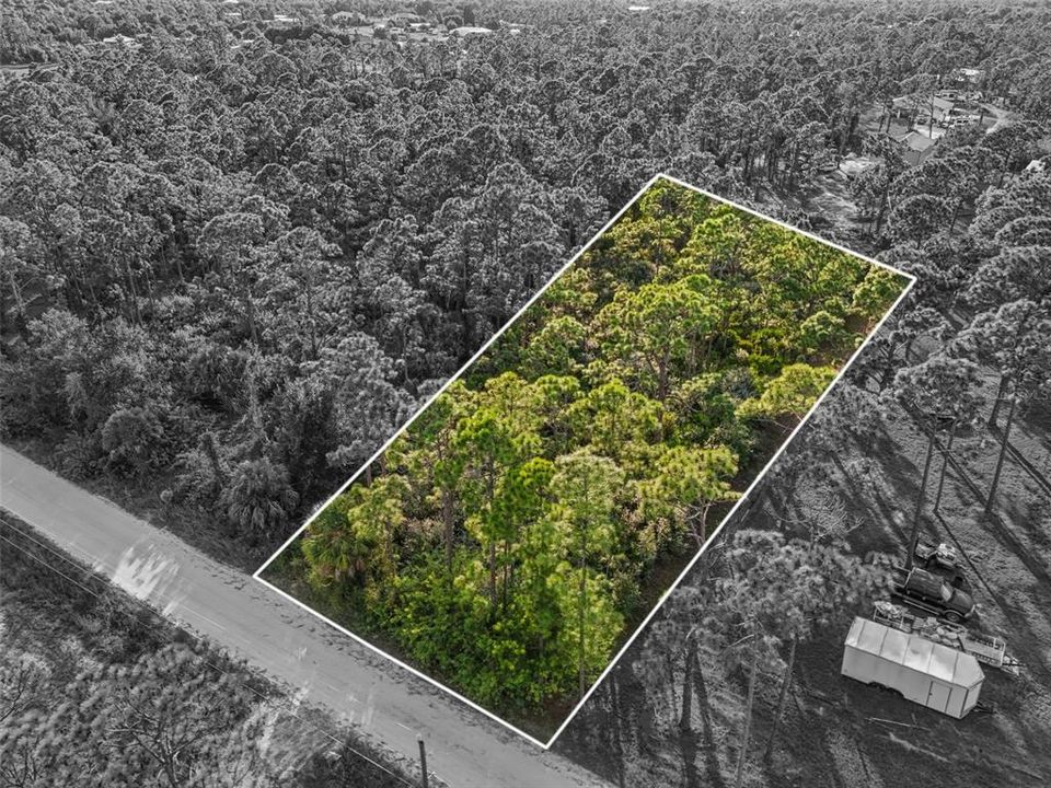 На продажу: $71,900 (1.25 acres)