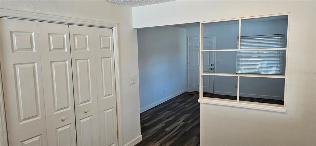 For Rent: $1,395 (2 beds, 1 baths, 1500 Square Feet)