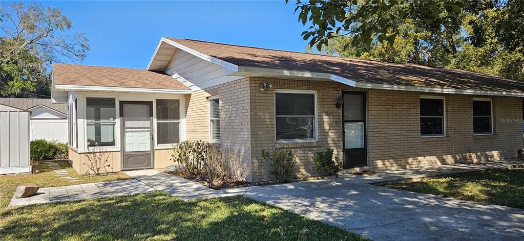 For Rent: $1,395 (2 beds, 1 baths, 1500 Square Feet)