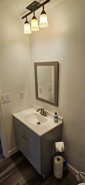 For Rent: $1,395 (2 beds, 1 baths, 1500 Square Feet)