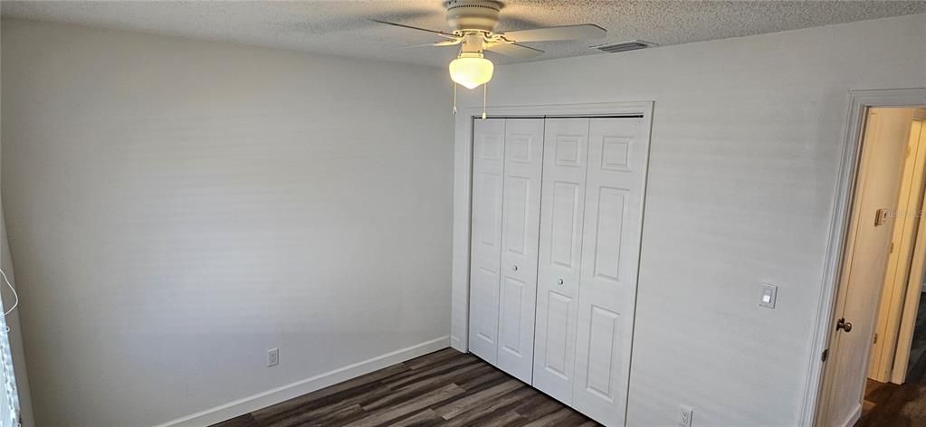 For Rent: $1,395 (2 beds, 1 baths, 1500 Square Feet)