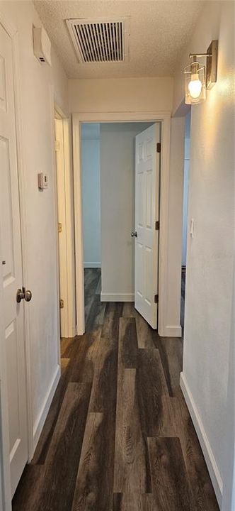 For Rent: $1,395 (2 beds, 1 baths, 1500 Square Feet)