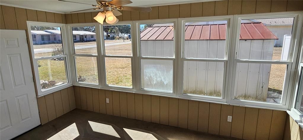 For Rent: $1,395 (2 beds, 1 baths, 1500 Square Feet)