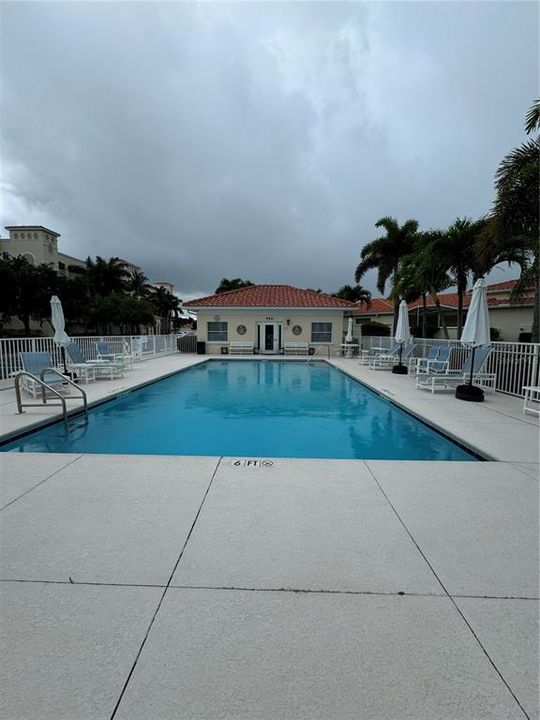 For Sale: $475,000 (4 beds, 3 baths, 1694 Square Feet)