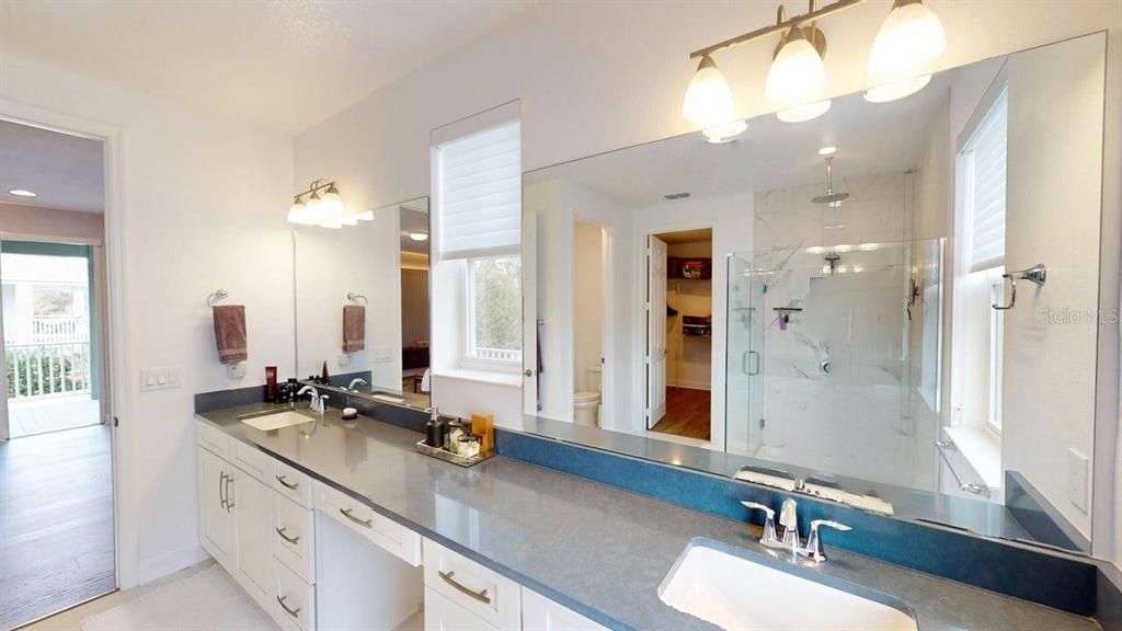 En Venta: $1,290,000 (5 camas, 5 baños, 3458 Pies cuadrados)