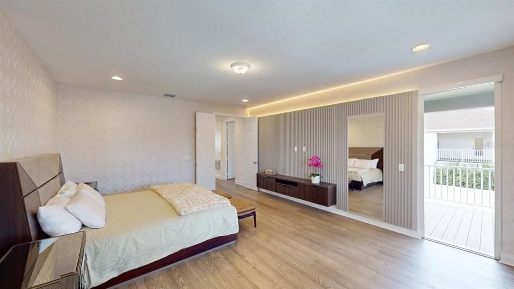 En Venta: $1,290,000 (5 camas, 5 baños, 3458 Pies cuadrados)