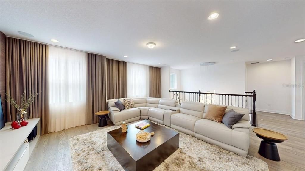 En Venta: $1,290,000 (5 camas, 5 baños, 3458 Pies cuadrados)