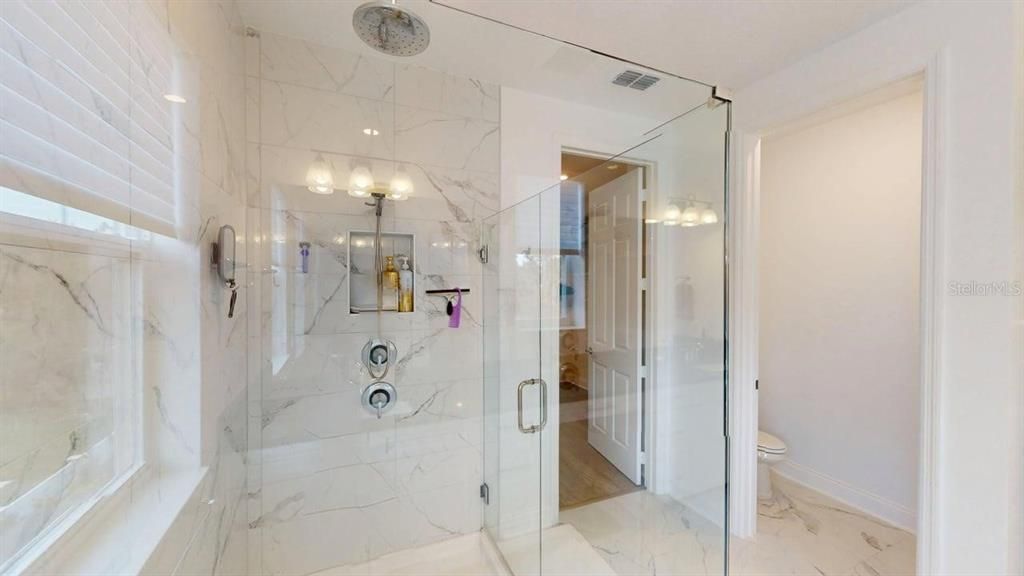 En Venta: $1,290,000 (5 camas, 5 baños, 3458 Pies cuadrados)