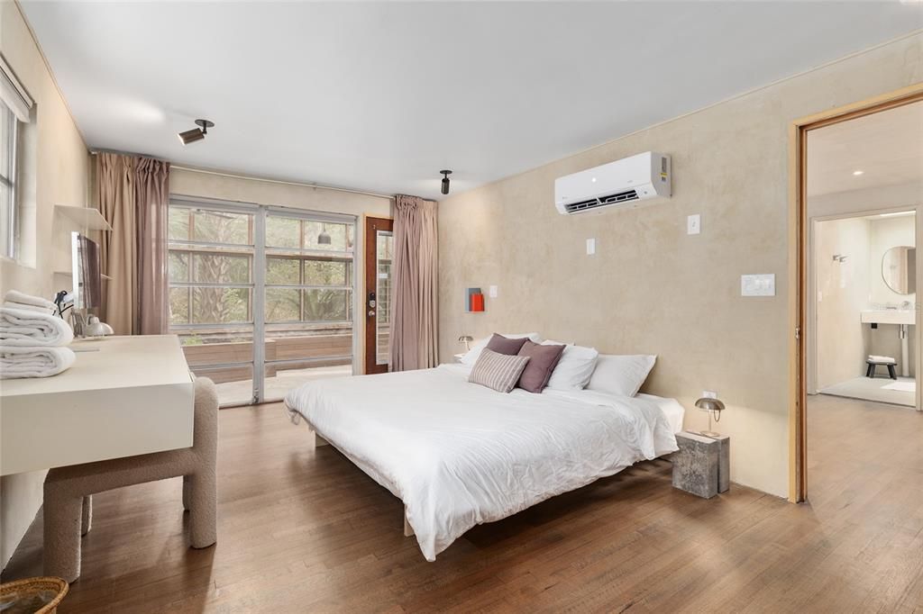For Sale: $1,999,000 (4 beds, 3 baths, 2797 Square Feet)