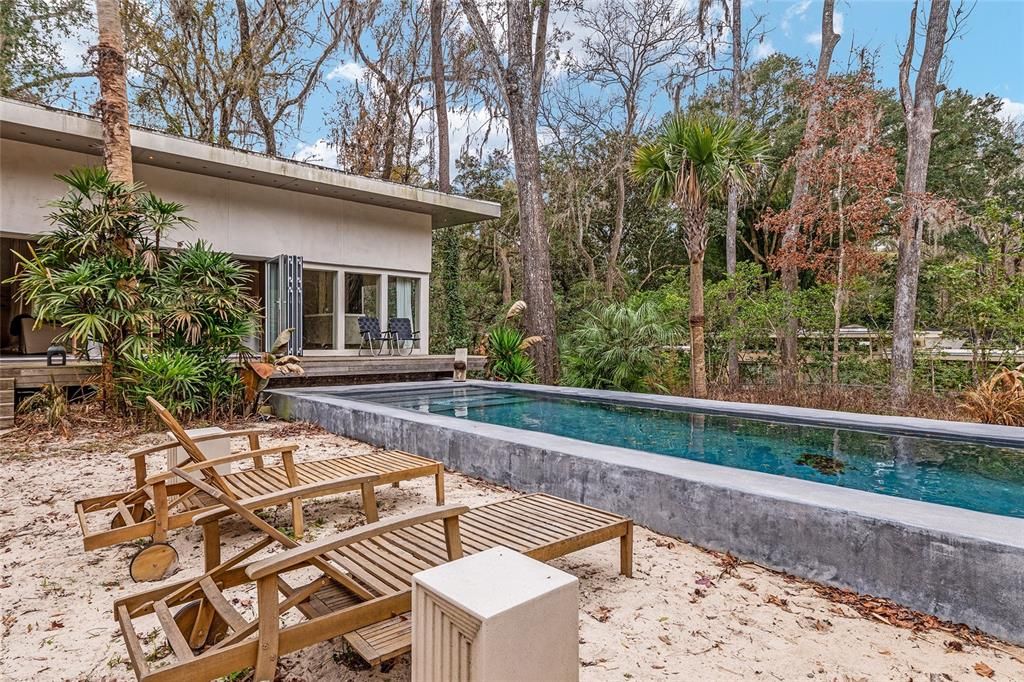 For Sale: $1,999,000 (4 beds, 3 baths, 2797 Square Feet)