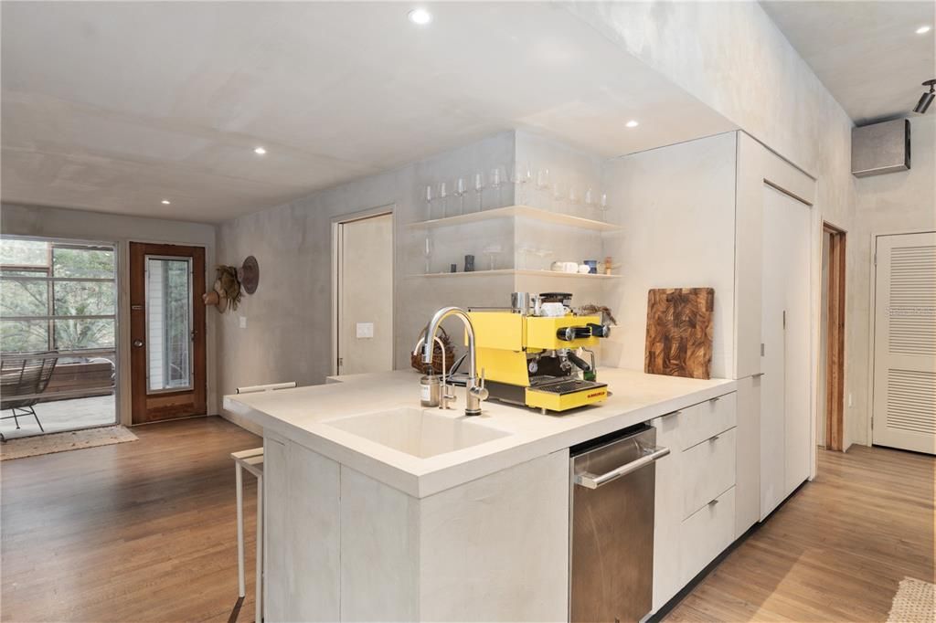 For Sale: $1,999,000 (4 beds, 3 baths, 2797 Square Feet)