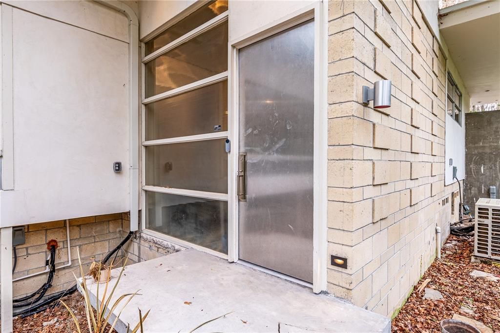 For Sale: $1,999,000 (4 beds, 3 baths, 2797 Square Feet)