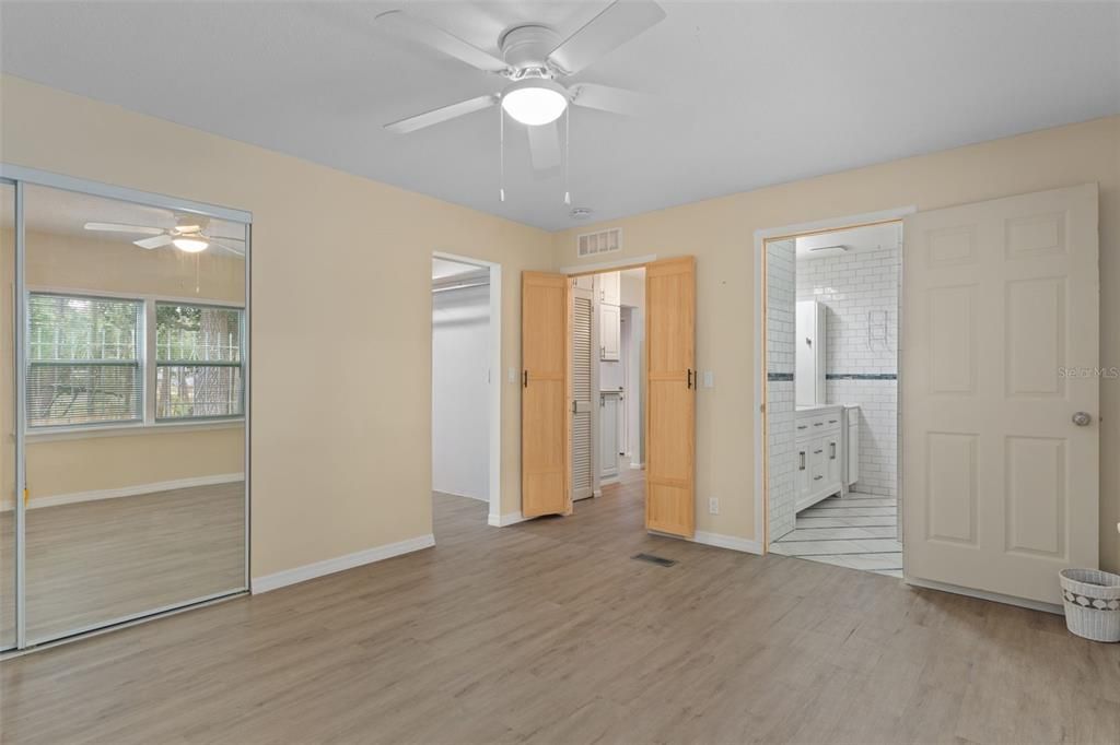 На продажу: $225,000 (3 спален, 2 ванн, 1500 Квадратных фут)