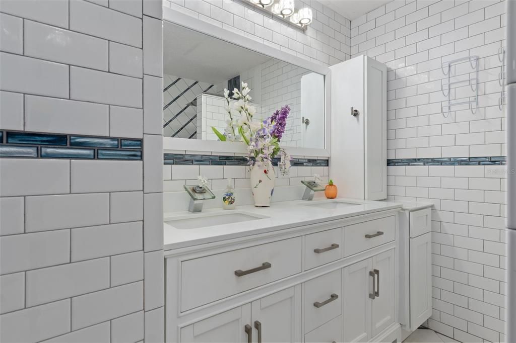 На продажу: $225,000 (3 спален, 2 ванн, 1500 Квадратных фут)