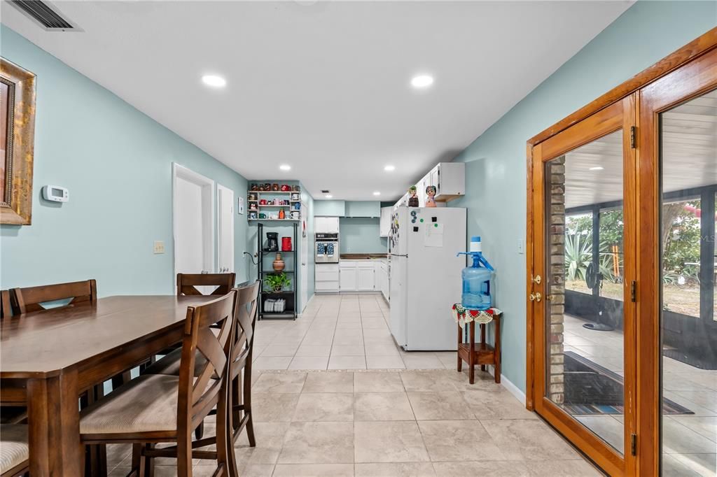 En Venta: $330,000 (3 camas, 2 baños, 1460 Pies cuadrados)