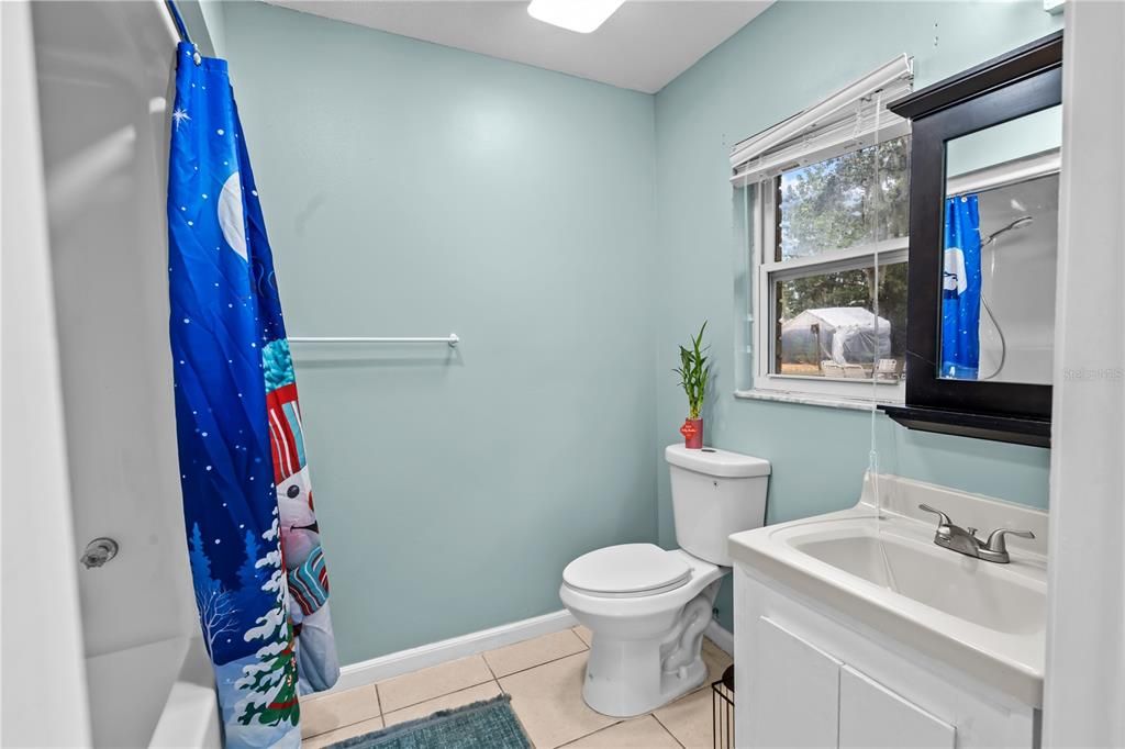 En Venta: $330,000 (3 camas, 2 baños, 1460 Pies cuadrados)