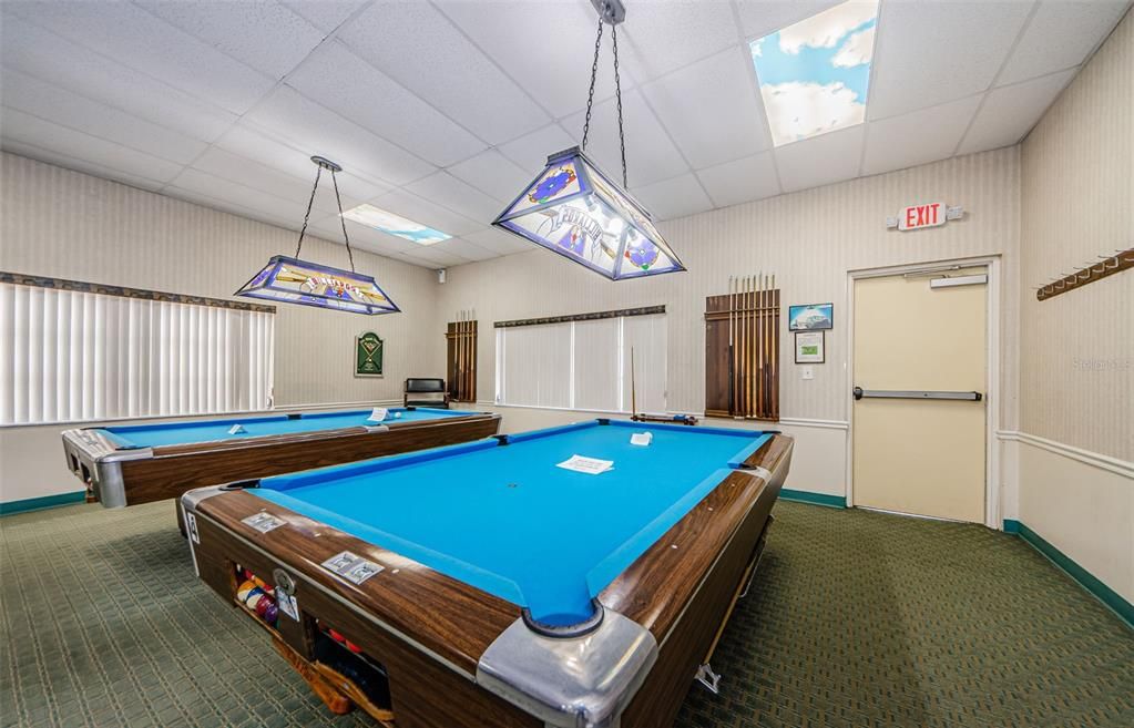 Active With Contract: $169,900 (1 beds, 1 baths, 815 Square Feet)