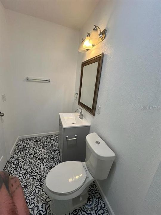 待售: $550,000 (3 贝兹, 0 浴室, 1816 平方英尺)