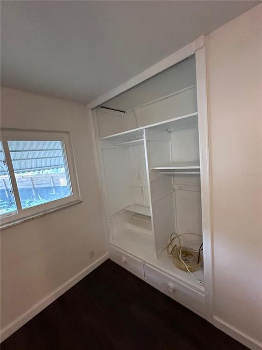 待售: $550,000 (3 贝兹, 0 浴室, 1816 平方英尺)