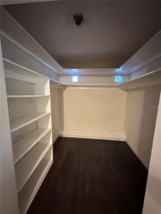 待售: $550,000 (3 贝兹, 0 浴室, 1816 平方英尺)