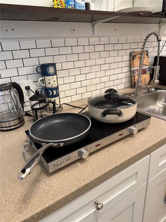 待售: $550,000 (3 贝兹, 0 浴室, 1816 平方英尺)