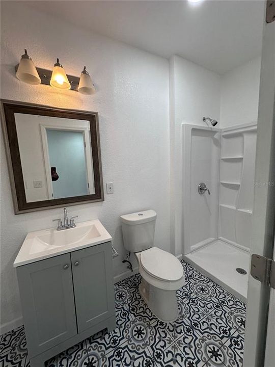 待售: $550,000 (3 贝兹, 0 浴室, 1816 平方英尺)