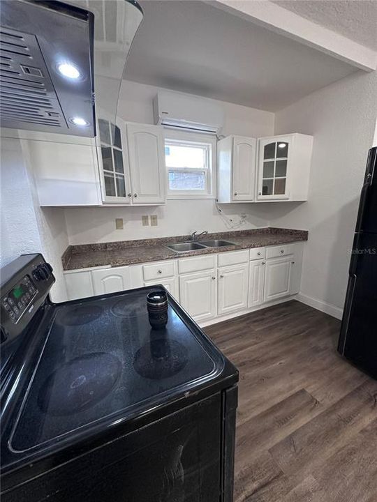 待售: $550,000 (3 贝兹, 0 浴室, 1816 平方英尺)