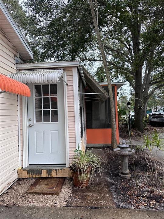 待售: $550,000 (3 贝兹, 0 浴室, 1816 平方英尺)