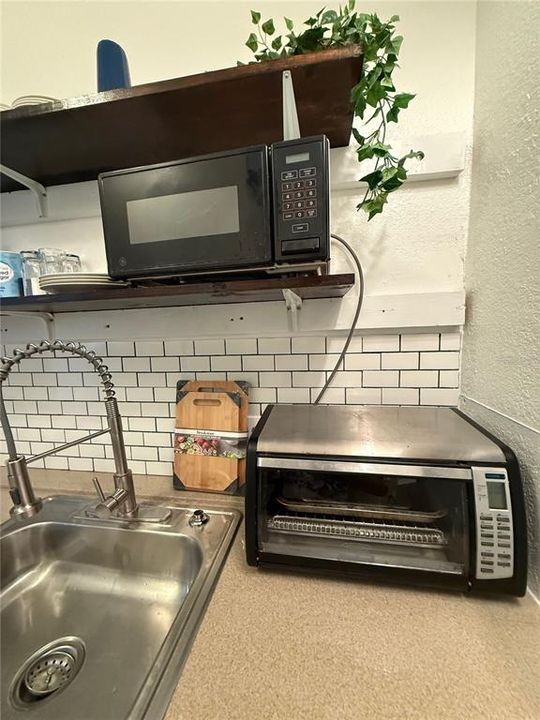 待售: $550,000 (3 贝兹, 0 浴室, 1816 平方英尺)