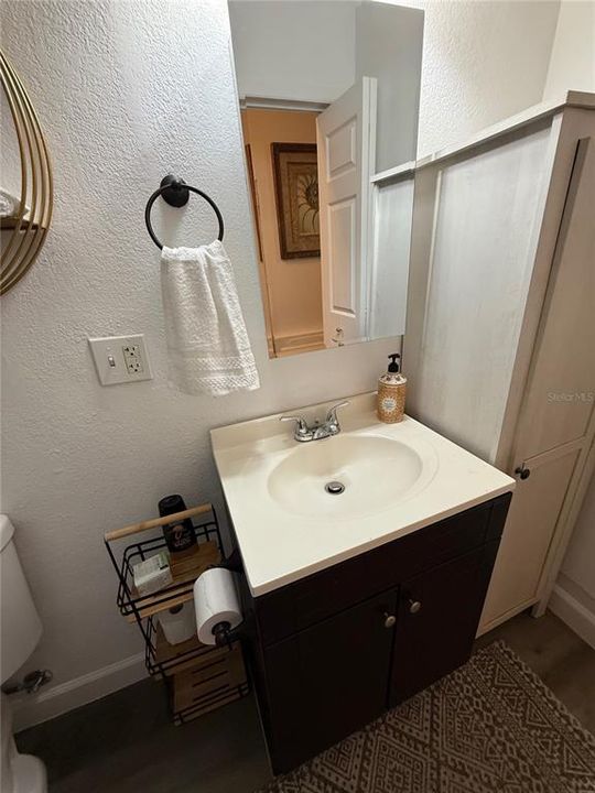 待售: $550,000 (3 贝兹, 0 浴室, 1816 平方英尺)