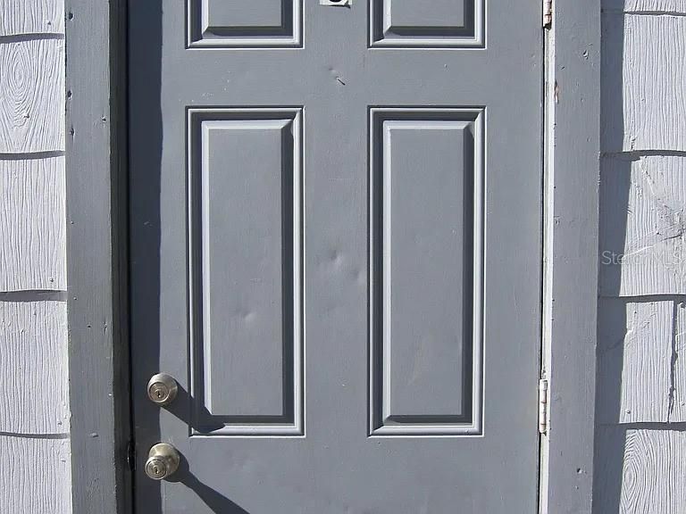 For Rent: $1,000 (0 beds, 1 baths, 286 Square Feet)