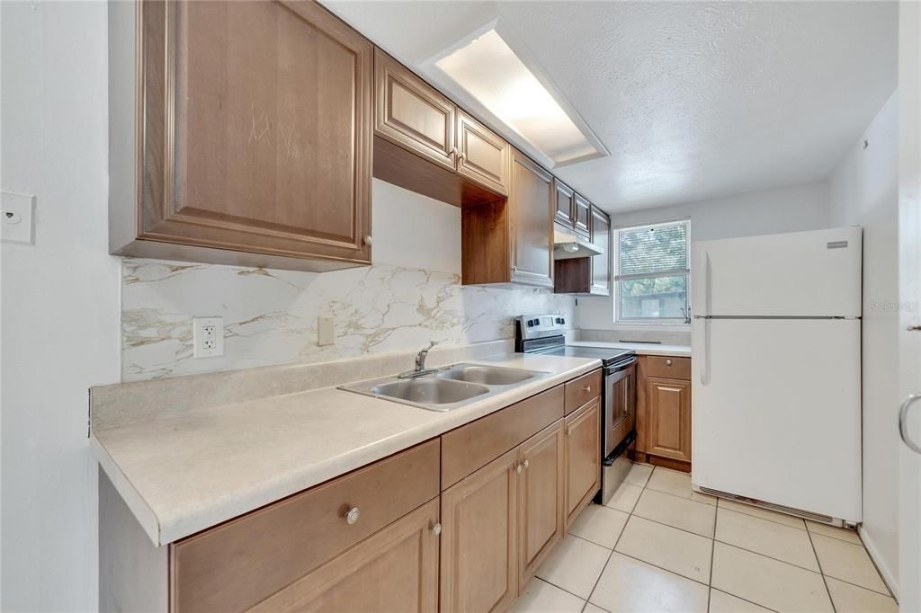 Activo con contrato: $599,000 (8 camas, 0 baños, 1576 Pies cuadrados)