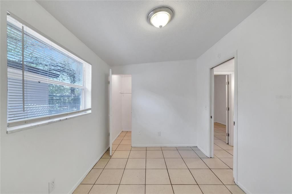 Activo con contrato: $599,000 (8 camas, 0 baños, 1576 Pies cuadrados)