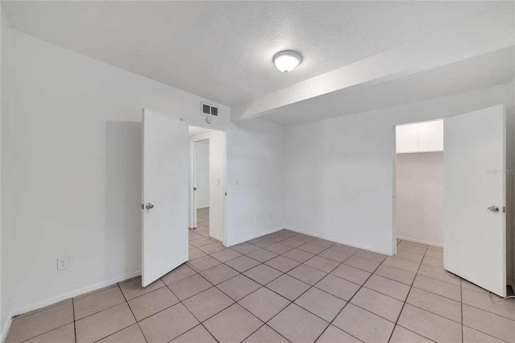 Activo con contrato: $599,000 (8 camas, 0 baños, 1576 Pies cuadrados)