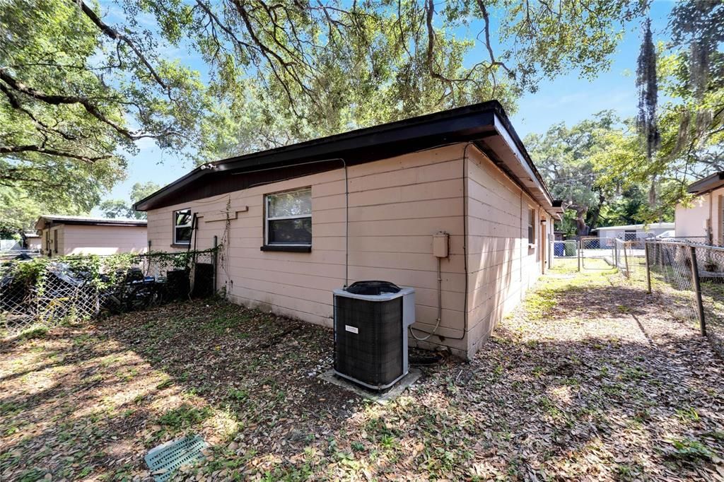 Activo con contrato: $599,000 (8 camas, 0 baños, 1576 Pies cuadrados)