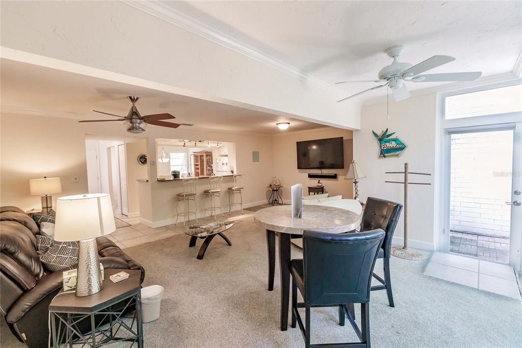 For Rent: $8,010 (2 beds, 2 baths, 1310 Square Feet)