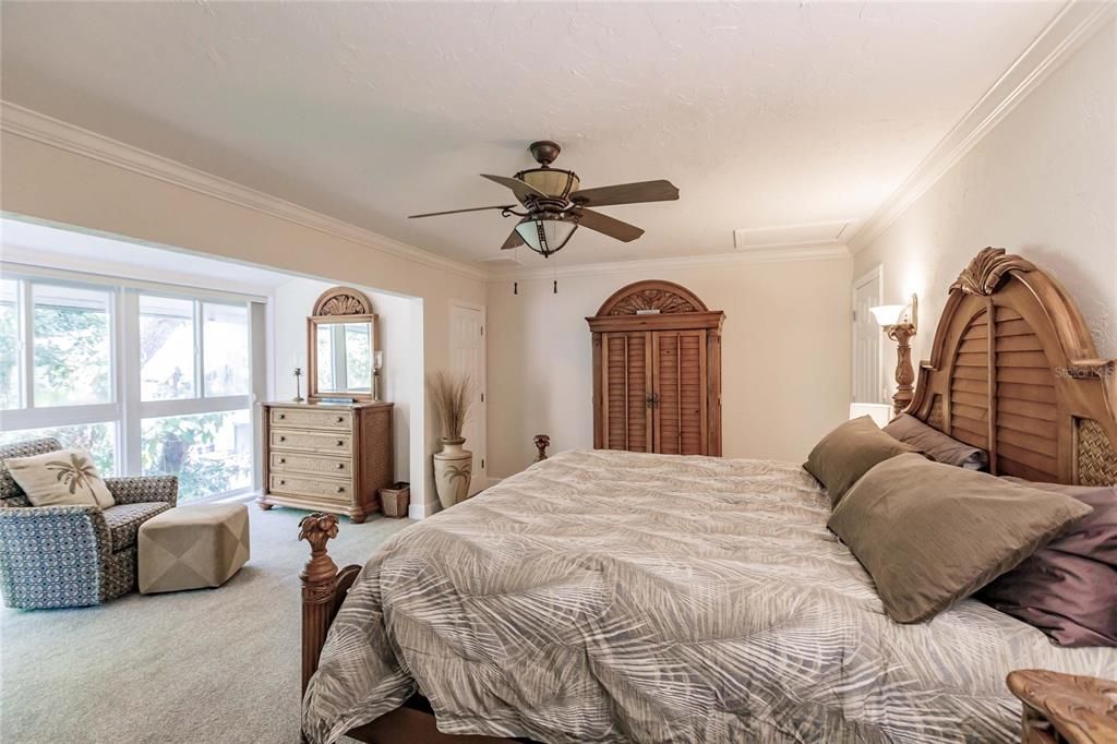 For Rent: $9,500 (2 beds, 2 baths, 1310 Square Feet)