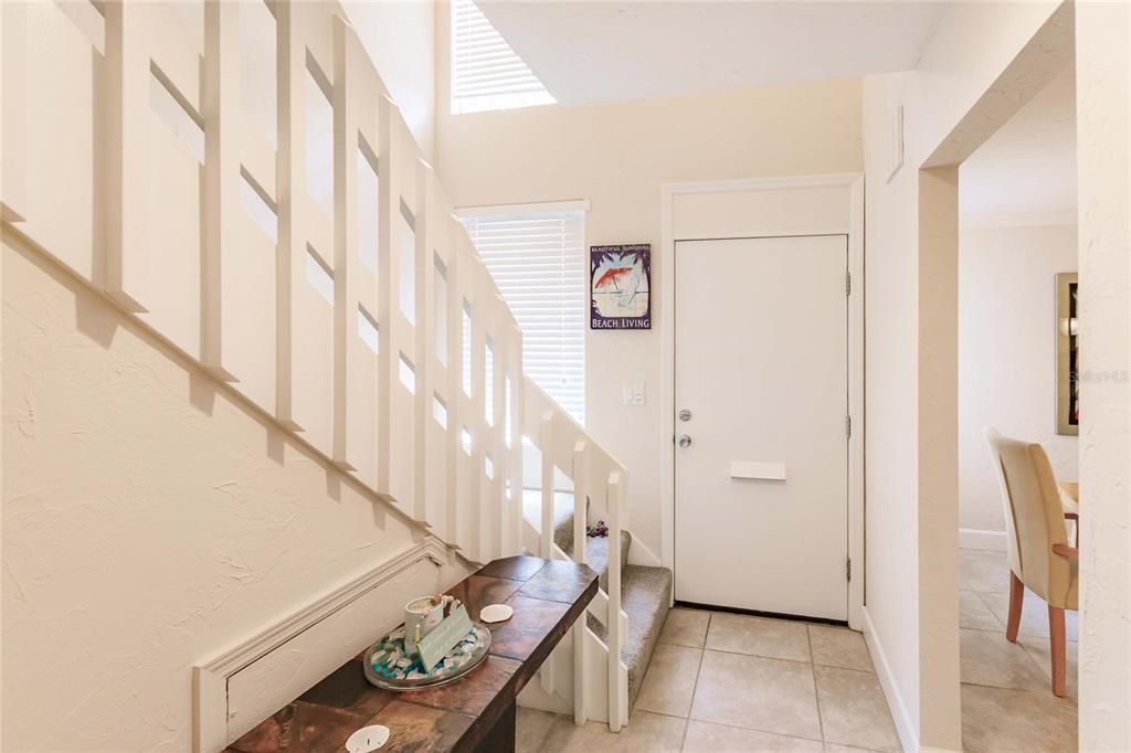 For Rent: $9,500 (2 beds, 2 baths, 1310 Square Feet)