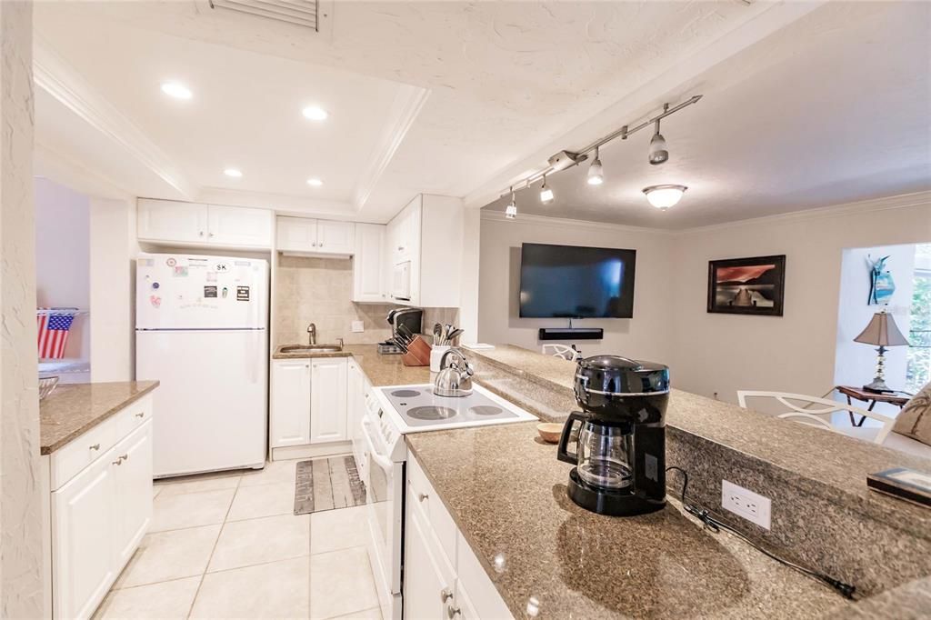 For Rent: $9,500 (2 beds, 2 baths, 1310 Square Feet)