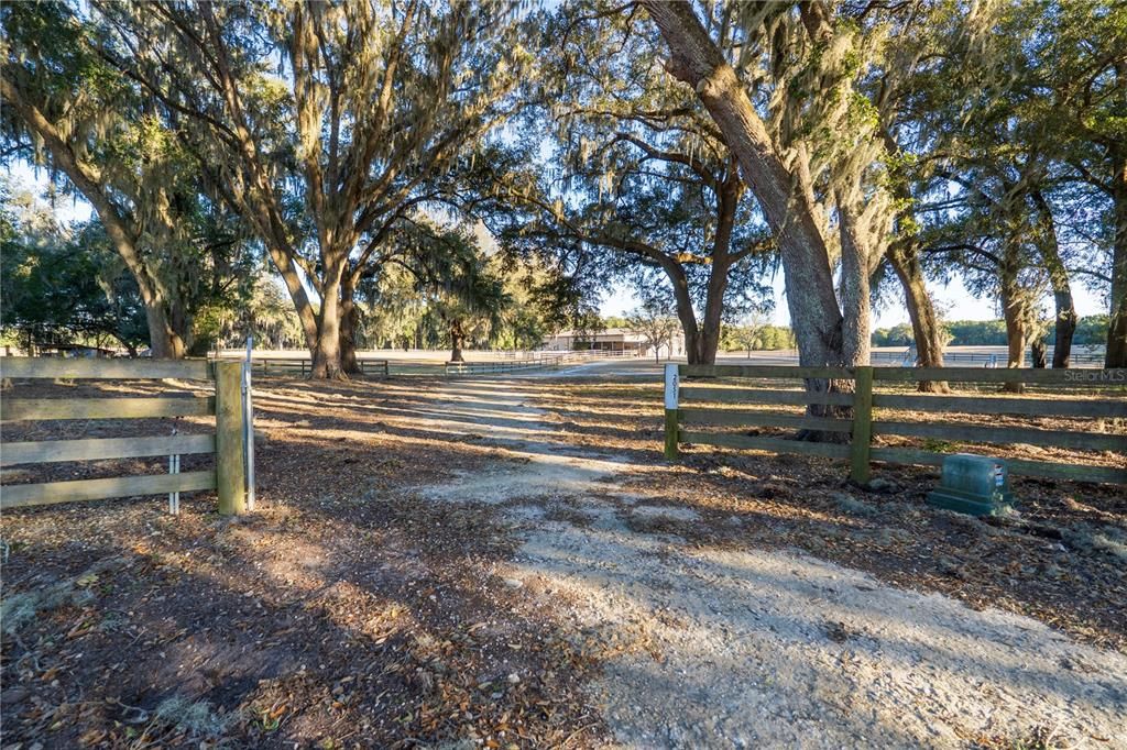 For Sale: $850,000 (25.00 acres)