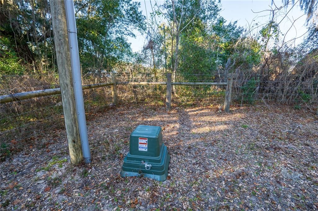 For Sale: $850,000 (25.00 acres)