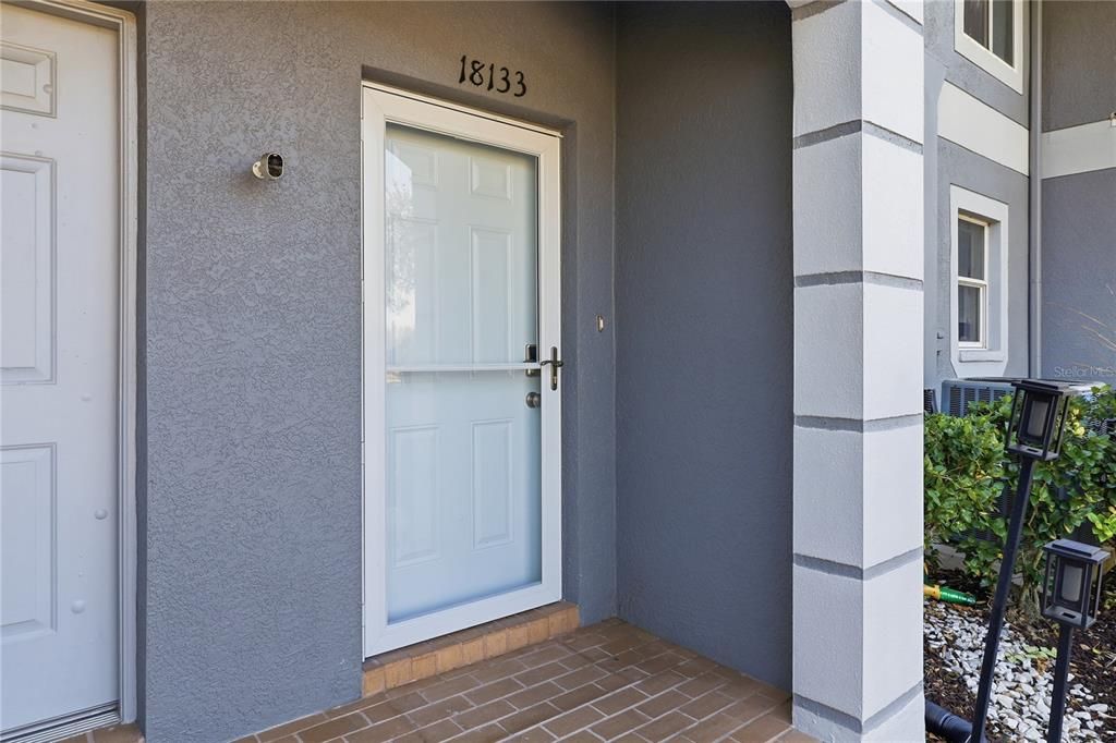 Activo con contrato: $249,900 (2 camas, 2 baños, 1580 Pies cuadrados)