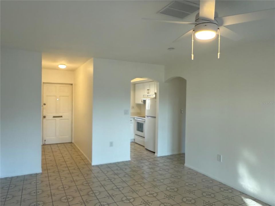 En Venta: $144,900 (1 camas, 1 baños, 672 Pies cuadrados)