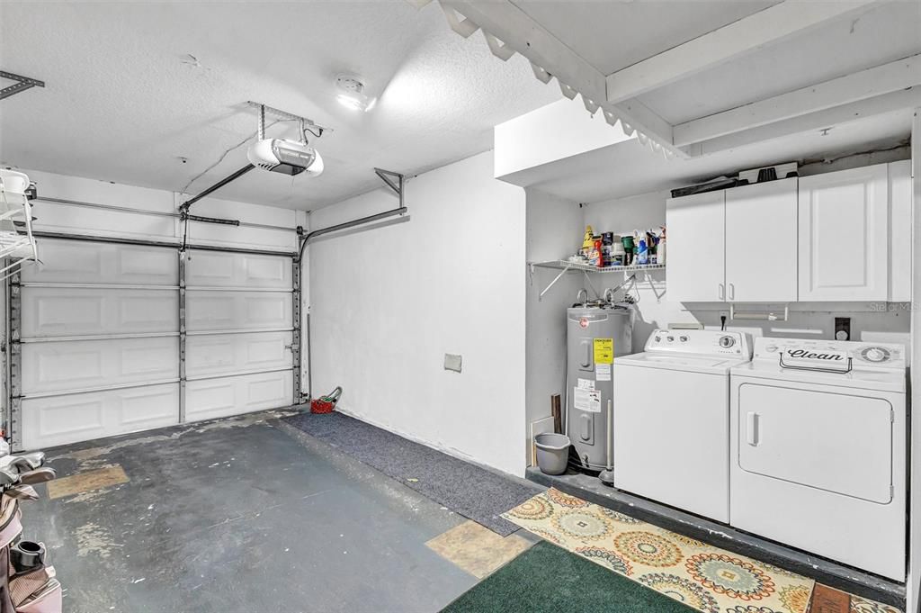 For Sale: $159,000 (2 beds, 2 baths, 1004 Square Feet)