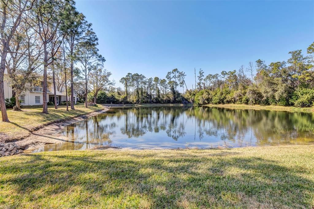 For Sale: $159,000 (2 beds, 2 baths, 1004 Square Feet)