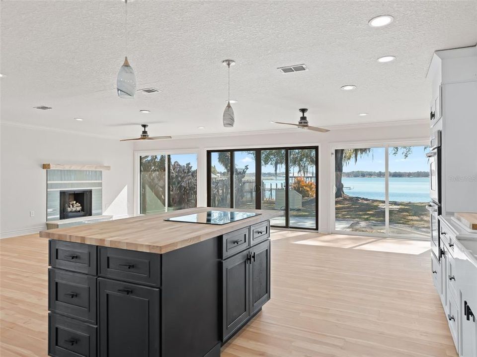 For Sale: $835,000 (3 beds, 2 baths, 2025 Square Feet)
