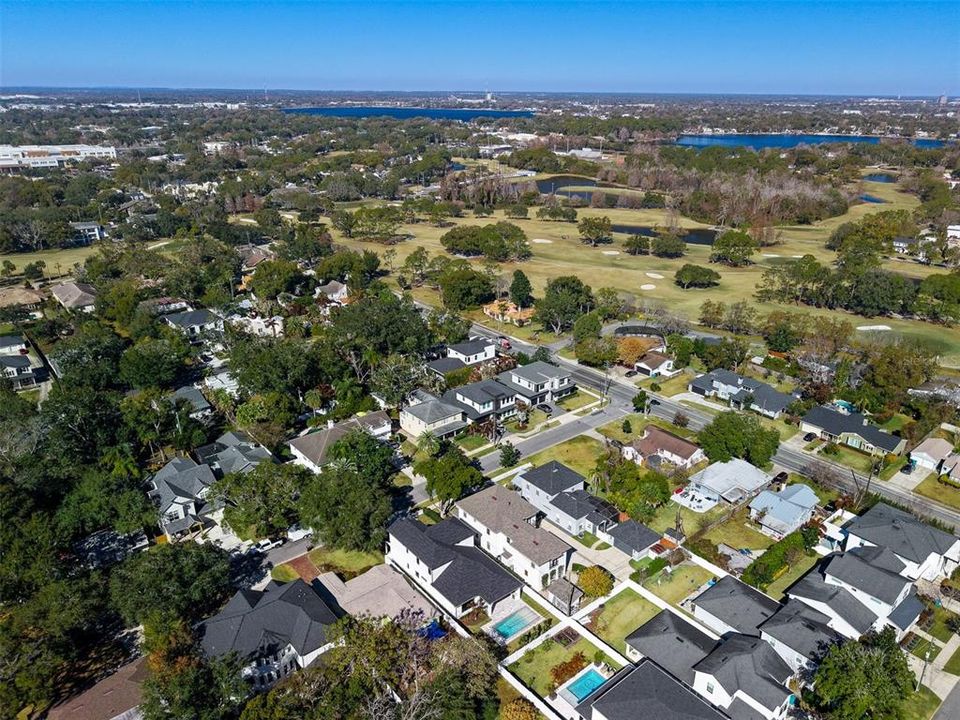 Activo con contrato: $1,639,900 (5 camas, 4 baños, 3252 Pies cuadrados)