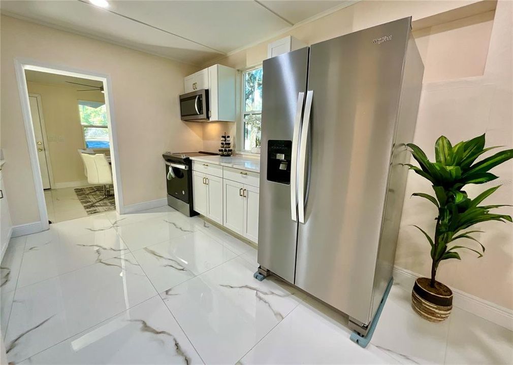 En Venta: $249,800 (2 camas, 2 baños, 1020 Pies cuadrados)