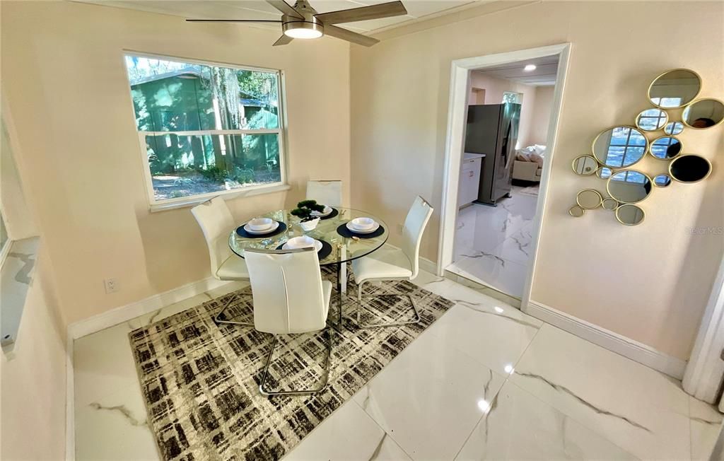 En Venta: $249,800 (2 camas, 2 baños, 1020 Pies cuadrados)